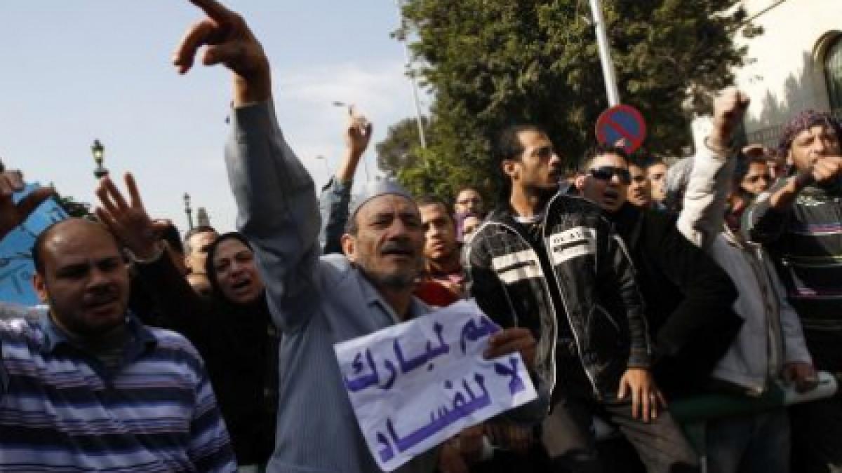 egipt jurnalisti abc news amenintati cu decapitarea televiziunile poloneze isi retrag echipele din