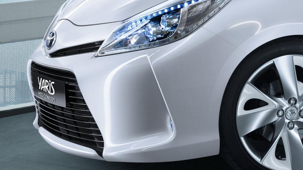 toyota yaris hybrid synergy drive concept prezentat intr o imagine teaser