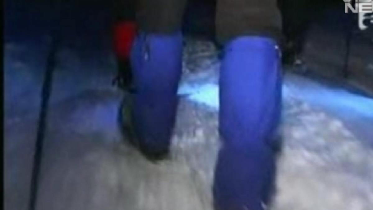 cei cinci tineri prinsi de avalansa pe masivul iezer papusa au scapat cu viata