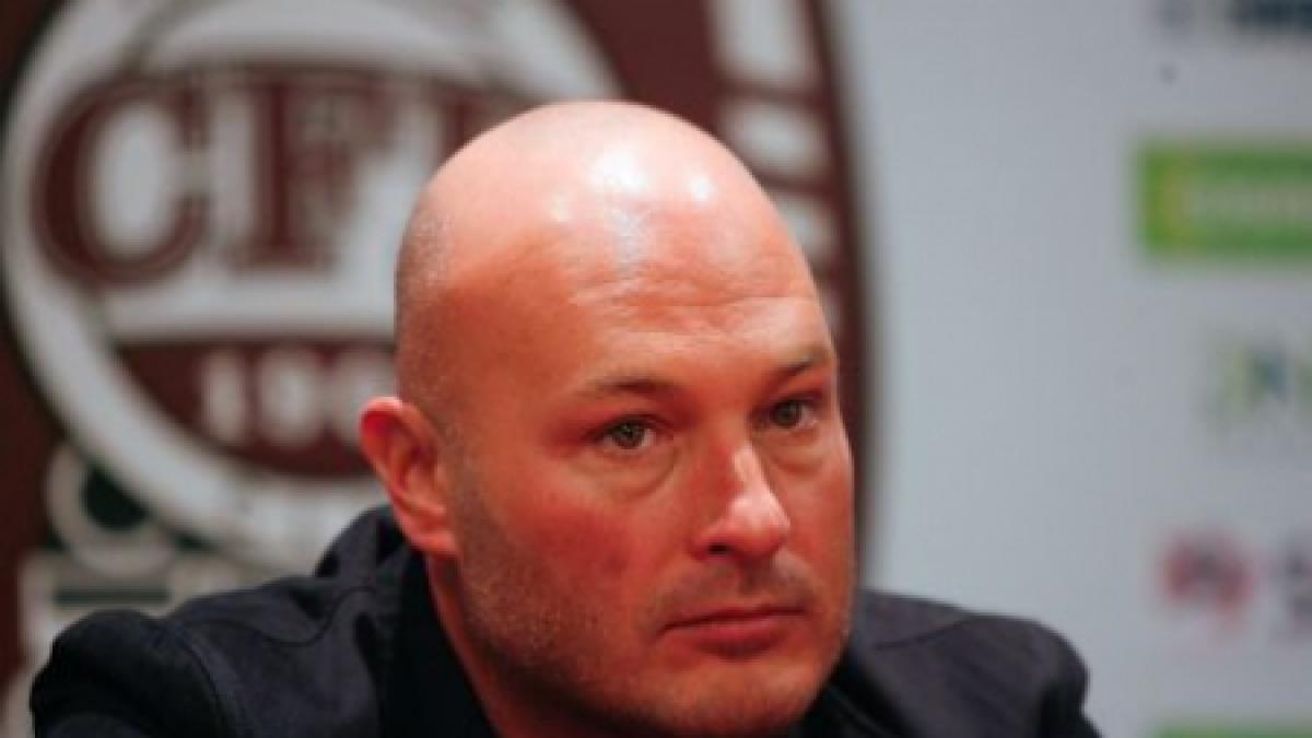 arpad paszkany nu s a prezentat la proces dupa ce ar fi suferit un accident la schi in austria