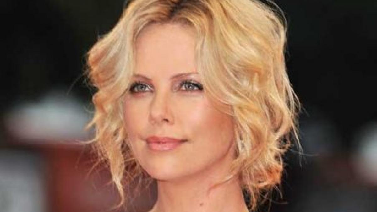 charlize theron va juca in filmul sf prometheus de ridley scott