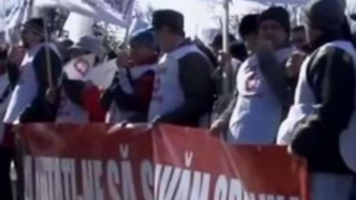 proteste la iasi si tandarei fata de intentia ministerului sanatatii de a comasa spitalele