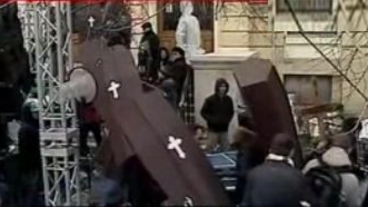 mii de persoane au protestat la guvern fata de comercializarea etnobotanicelor