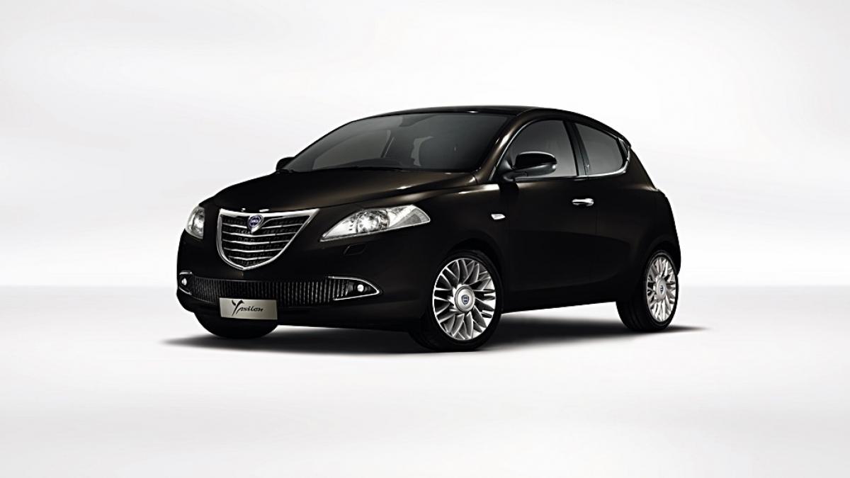 lancia ypsilon cu cinci usi prezentata inaintea debutului de la geneva
