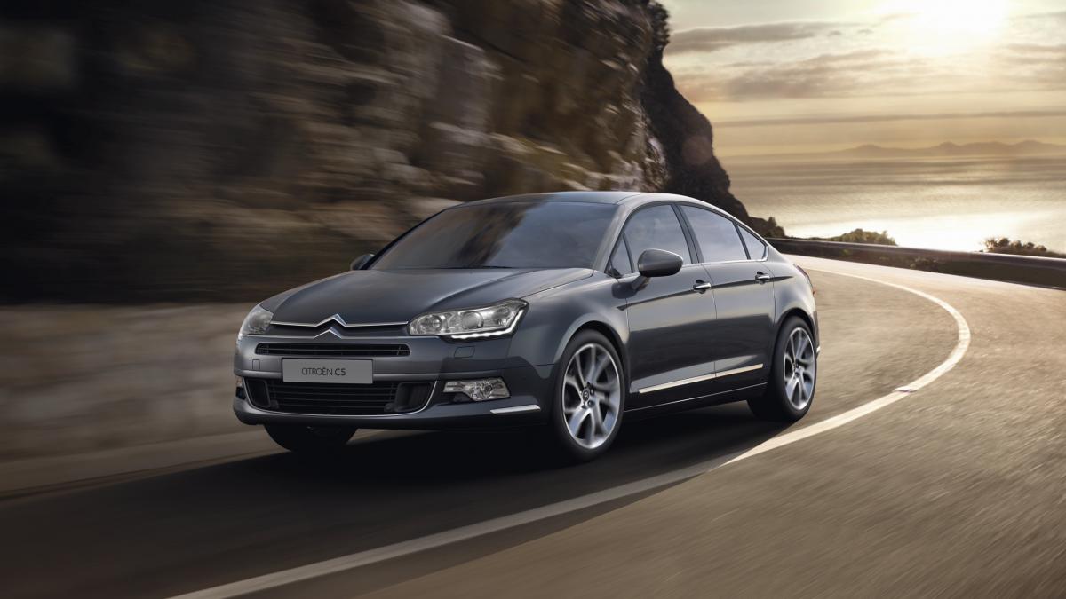 citroen c4 picasso si c5 facelift disponibile si in romania