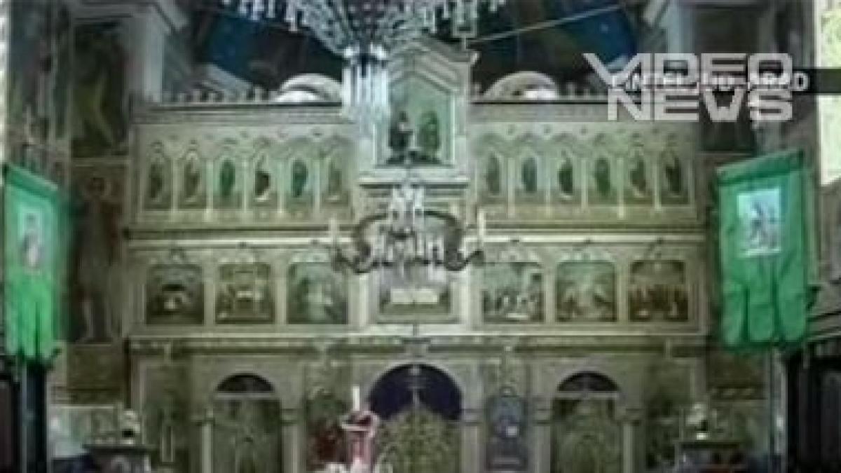 licitatie bizara la arad o familie a platit pentru a asculta slujba pe un scaun din biserica