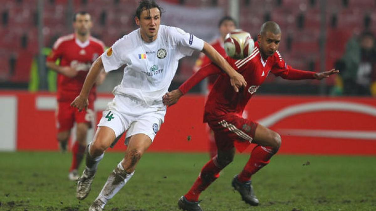 fundas de liga in stefan cel mare dinamo l a luat pe mehmedovic