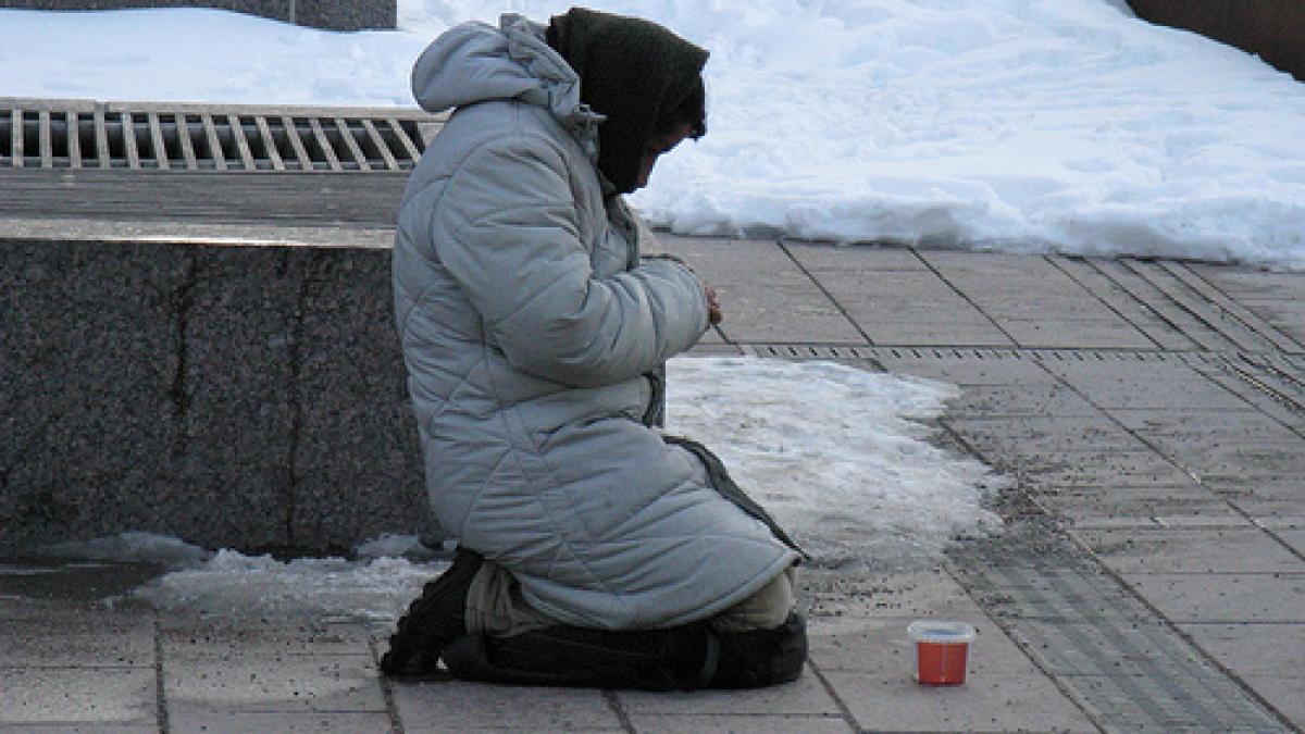 cersetori romi pe strazile din helsinki la 20 de grade celsius