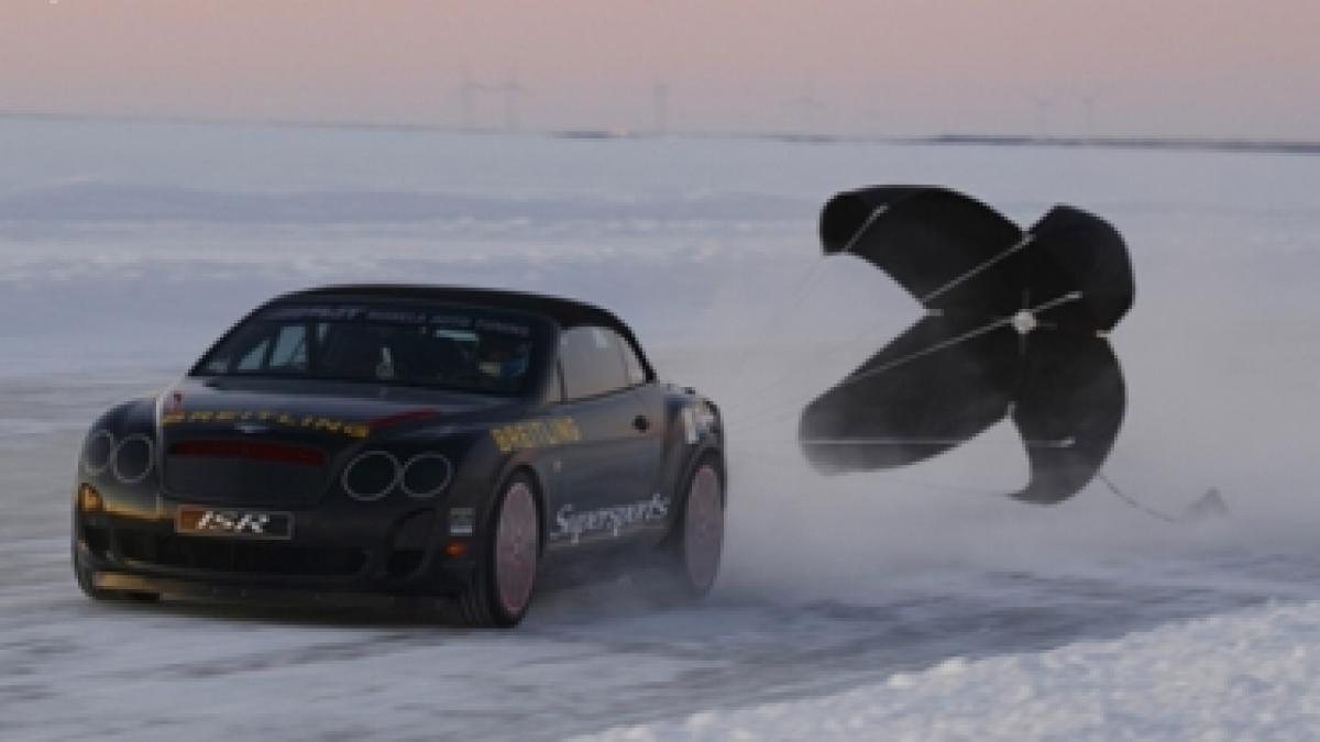 bentley stabileste un nou record de viteza pe gheata peste 330 km h