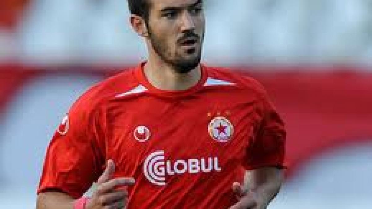 rapid l a transferat pe pavel vidanov international bulgar de 23 de ani