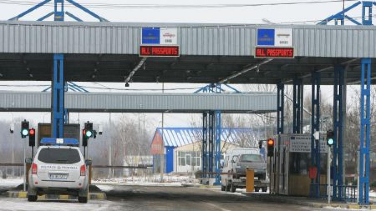 15 politisti de frontiera de la vama albita arestati preventiv pentru 29 de zile