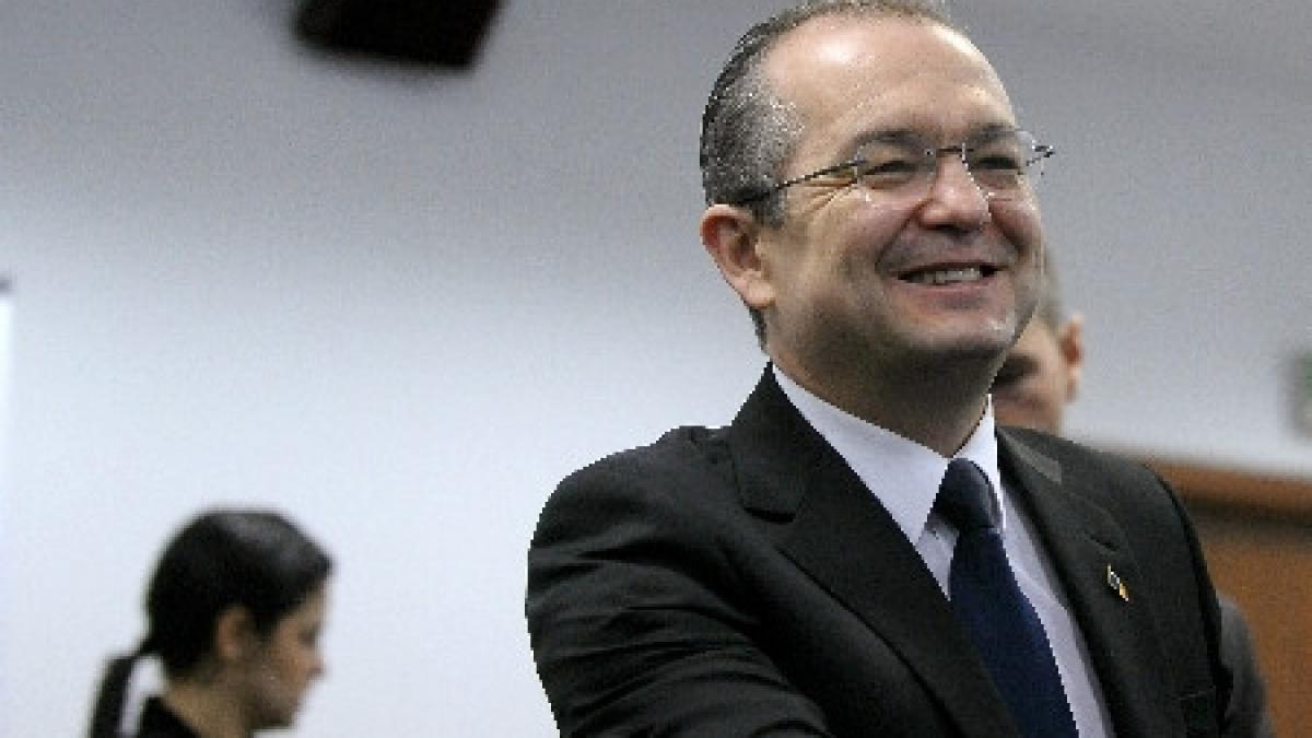 stolojan nu considera ca inlocuirea lui boc este utila