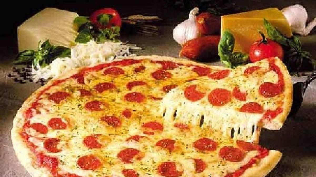 o batrana a fost salvata de la moarte de angajata unei pizzerii de la care comanda zilnic