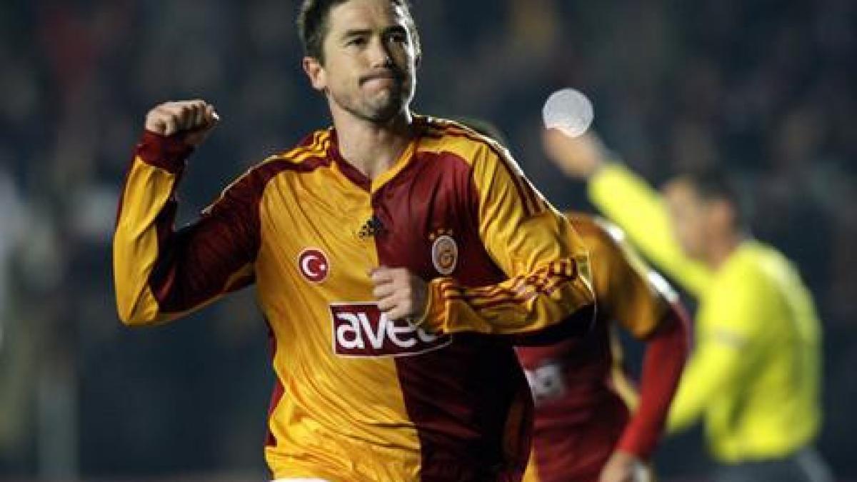 probleme pentru rege la istanbul kewell e greu sa raman la galata cu hagi antrenor
