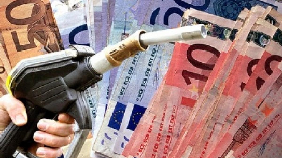 cote istorice pentru pretul benzinei si motorinei se anunta valori de 7 lei litru
