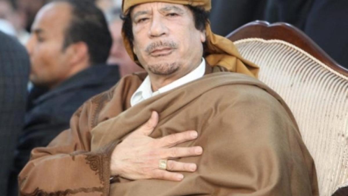 consiliul de securitate al onu ii interzice lui muammar kadhafi si familiei sale sa calatoreasca in