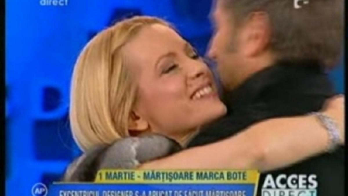 bote catre simona gherghe iti ofer niste manusi de condus masina ti o dau mai tarziu