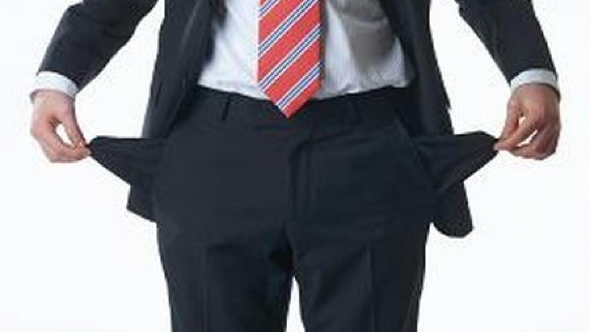 un nou val de scumpiri de la 1 martie creste pretul carburantilor si cel al alimentelor