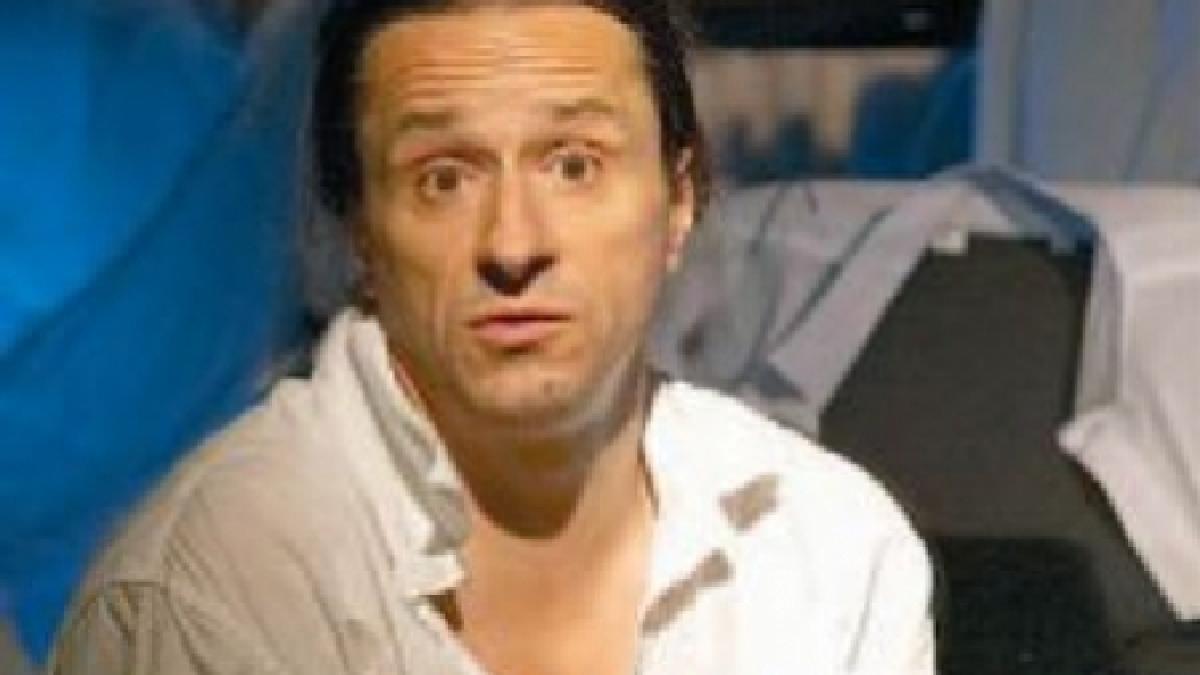 tnb citeaza din hamlet pentru a explica gestul lui bleont de a si expune penisul e chiar nebun