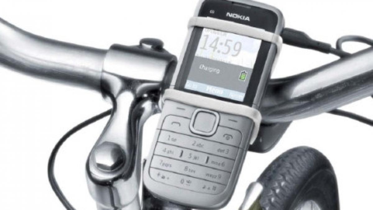 cum iti incarci telefonul cu ajutorul bicicletei afla aici