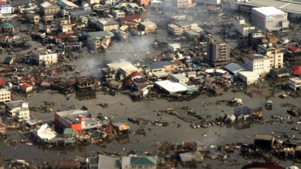 10 000 de disparuti si peste 900 de morti dupa tsunami vezi bilantul dramatic din japonia