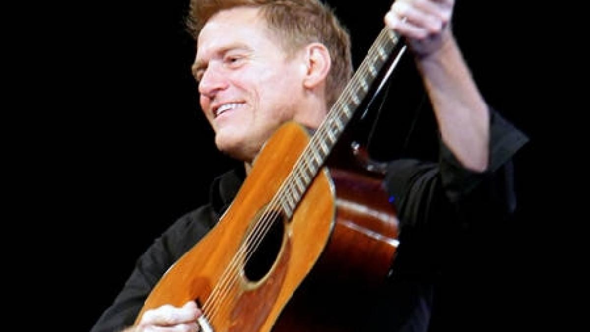 bryan adams va deveni tata pentru prima data la 51 de ani