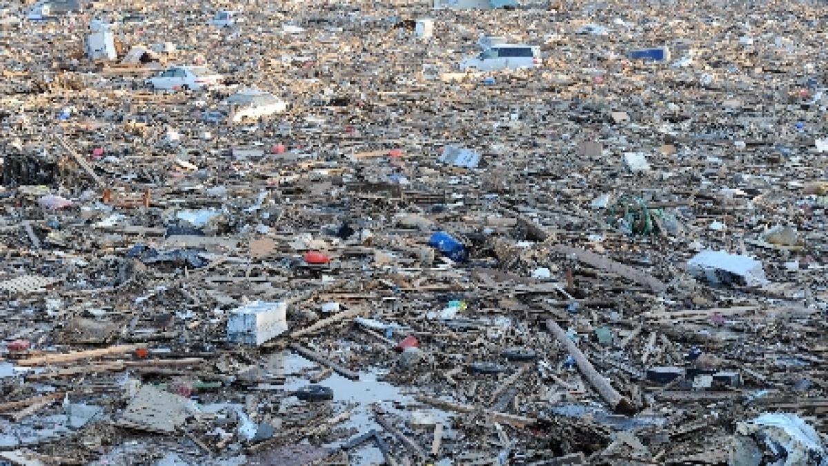 viata merge mai departe pentru japonezi