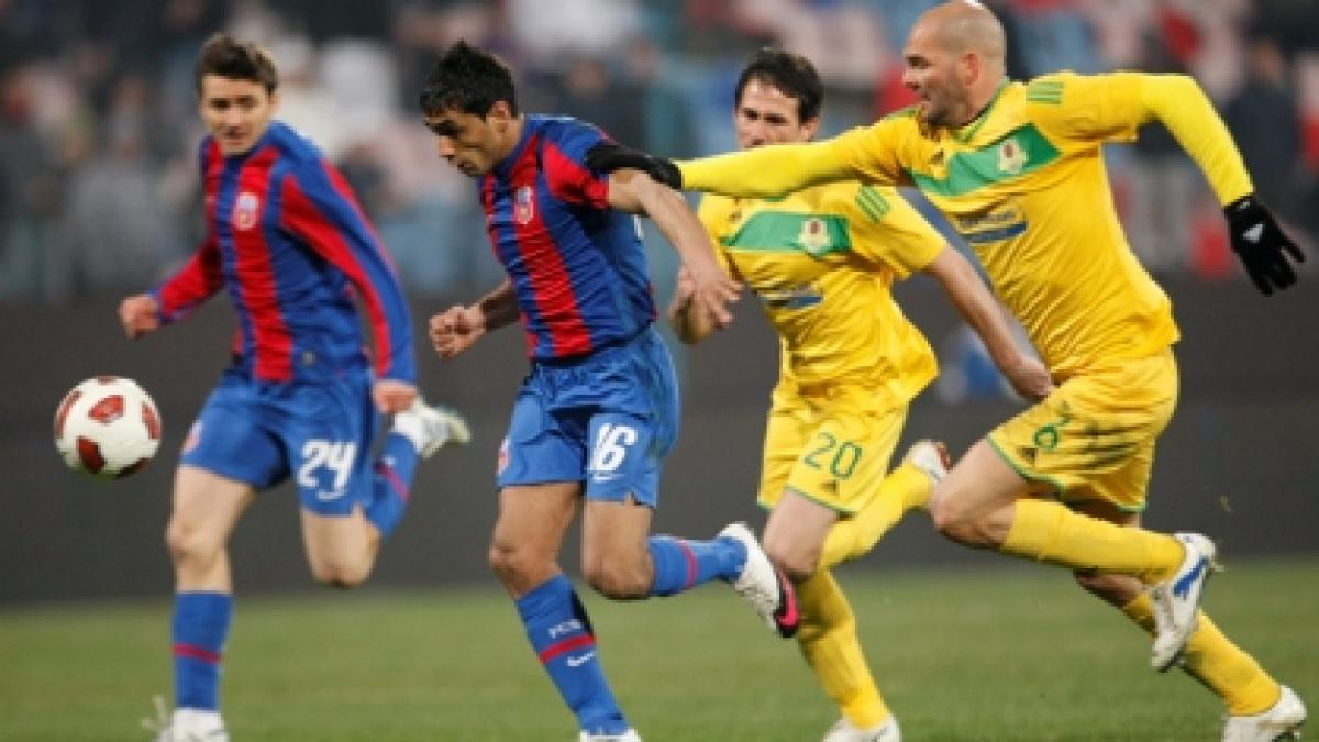 steaua si vaslui s au incurcat reciproc in lupta pentru titlu scor 1 1 kovacs a uitat de japonezi