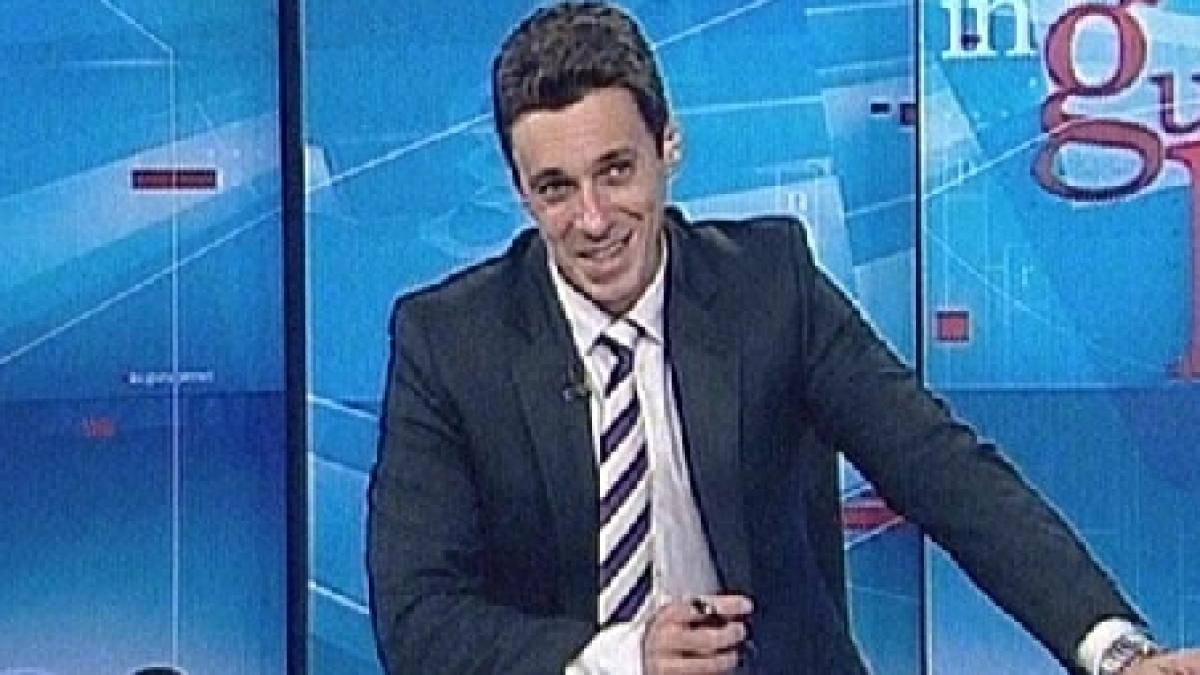 mircea badea e unu care conduce tara care isi baga betisorul invers se zgarie si ajunge la spital