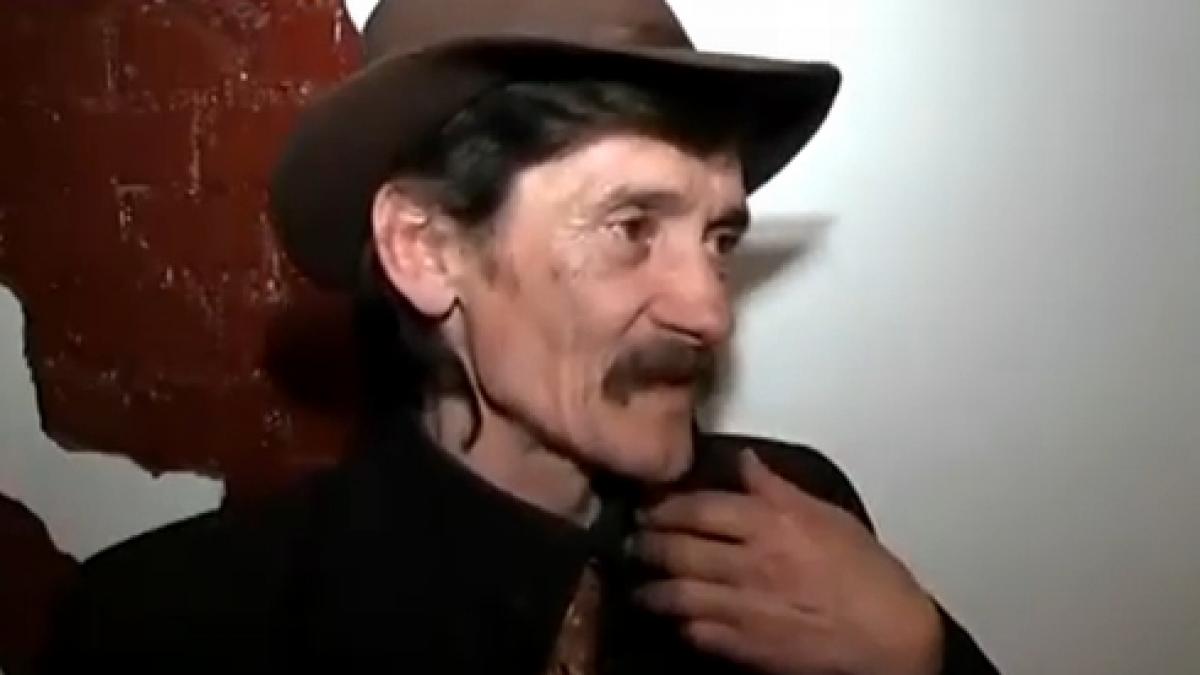 un barbat sexual o cere in casatorie pe oana zavoranu