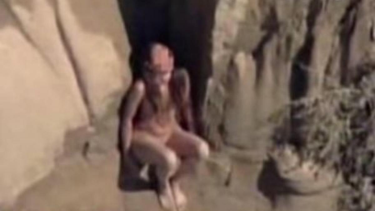 indicatoarele au si ele un rost o tanara nudista a descoperit acest lucru printr o experienta