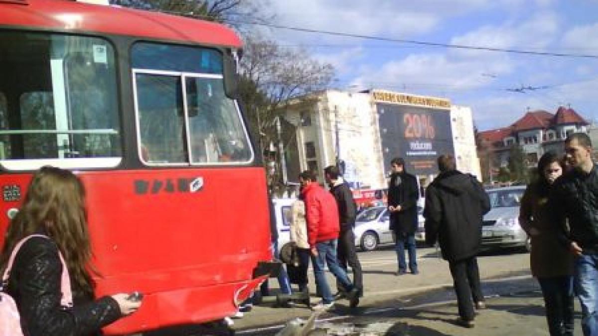 un alt tramvai a deraiat la iasi nicio persoana nu a fost ranita