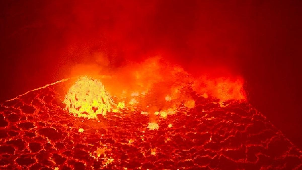 un oras cu un milion de locuitori ar putea fi distrus de unul dintre cei mai activi vulcani din lume