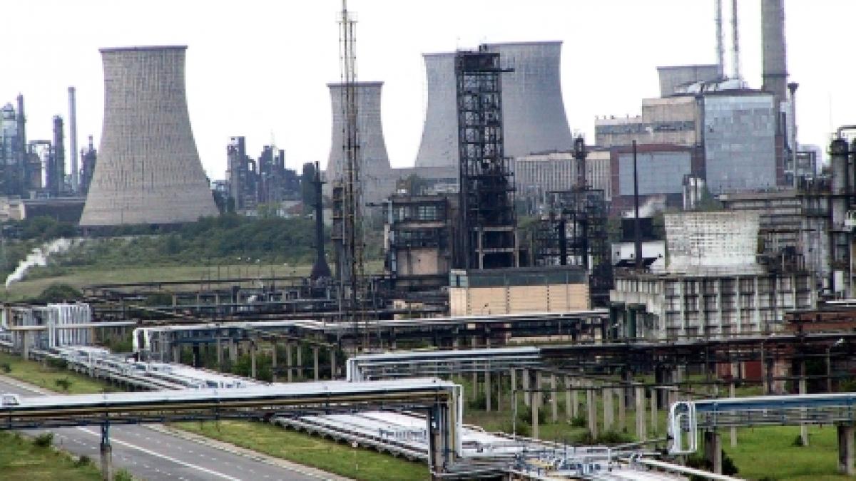 petrom inchide permanent rafinaria arpechim nu a gasit un cumparator credibil