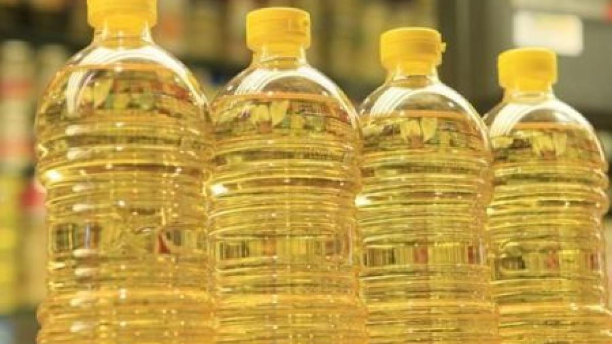 sute de romani s au calcat in picioare pentru ulei la pret redus