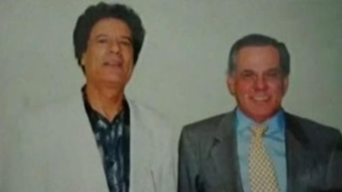 gaddafi ar putea sa isi faca operatie estetica pentru a nu mai fi recunoscut