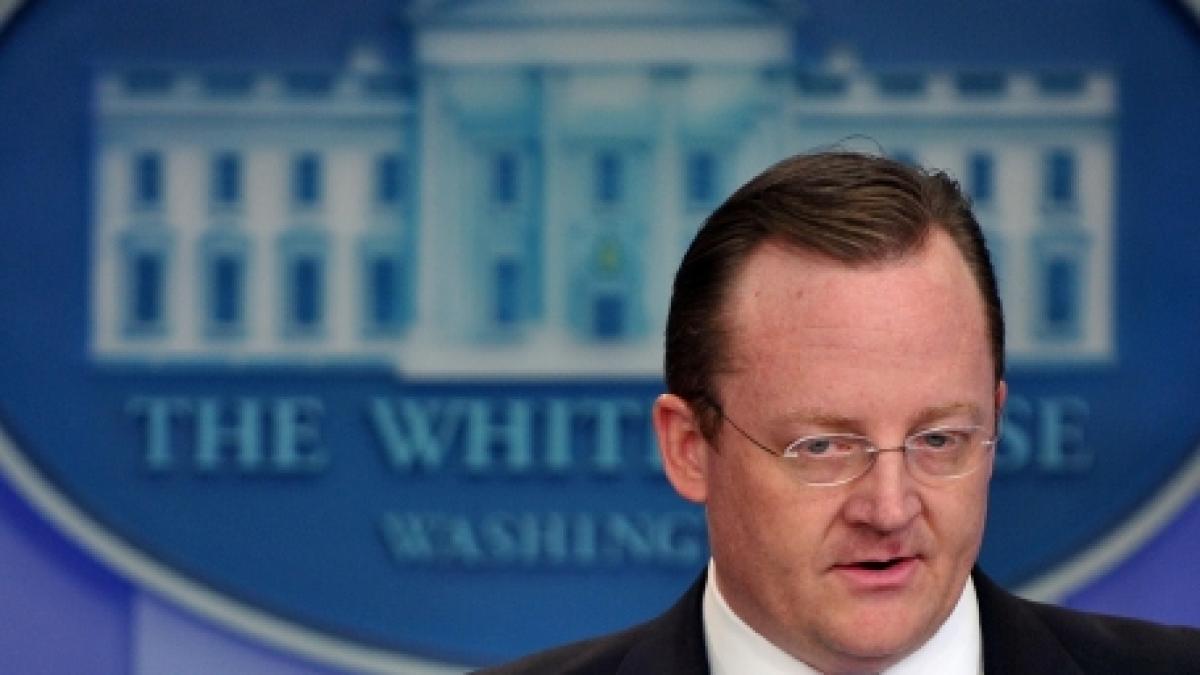 facebook doreste sa angajeze un fost oficial de la casa alba