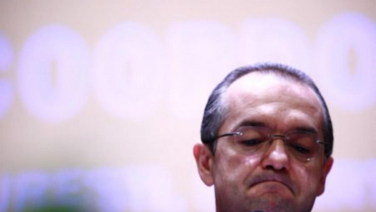 emil boc catre strainii din aeroportul otopeni bine ati venit acasa