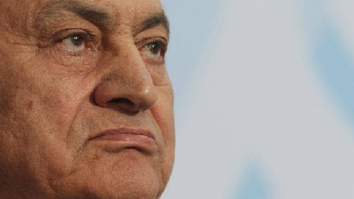 fostul lider egiptean hosni mubarak in arest la domiciliu cu familia