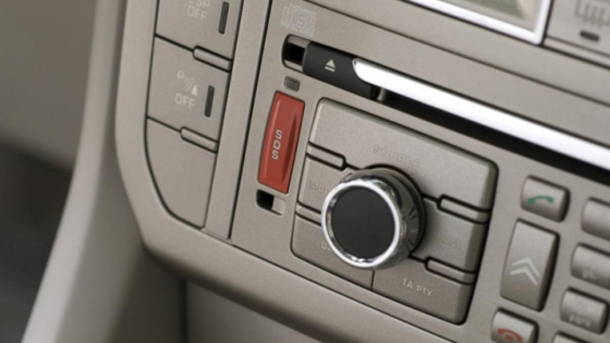 se scumpesc sistemele audio pentru masini