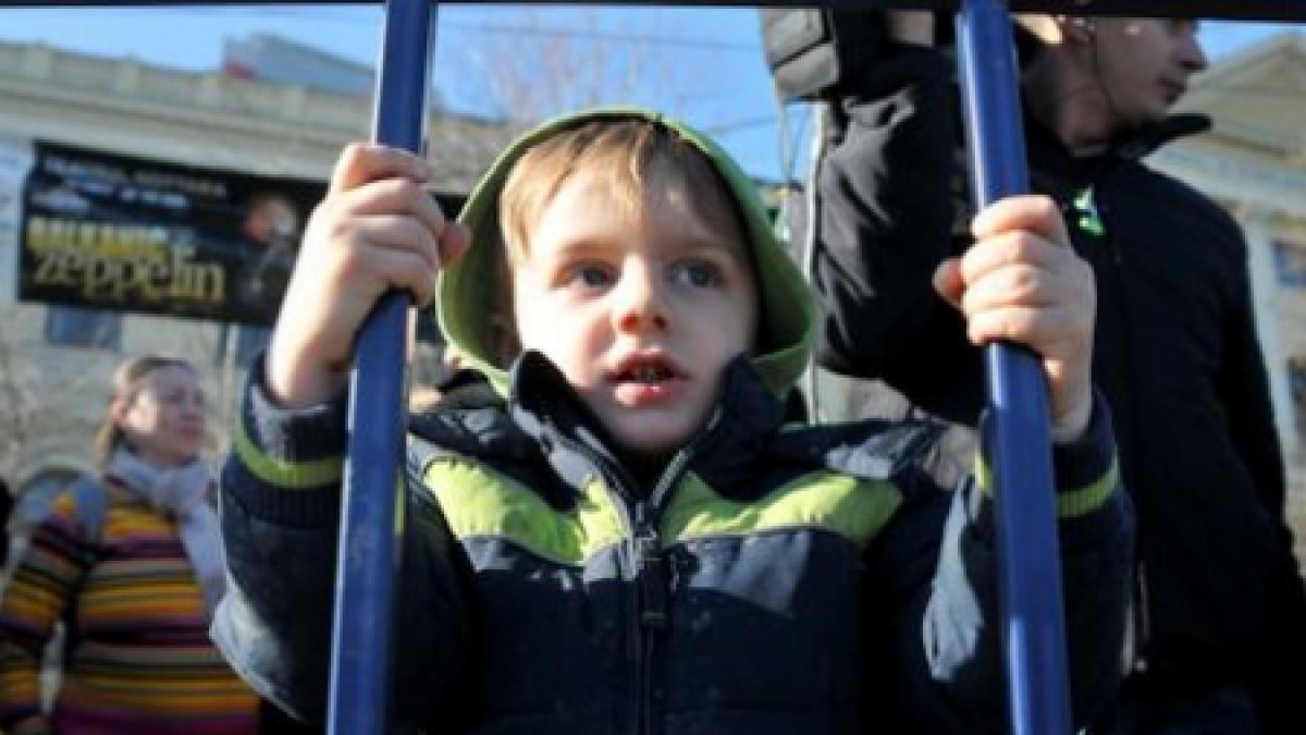 razbunare esuata un copil a fost rapit din greseala dintr o gradinita din bacau