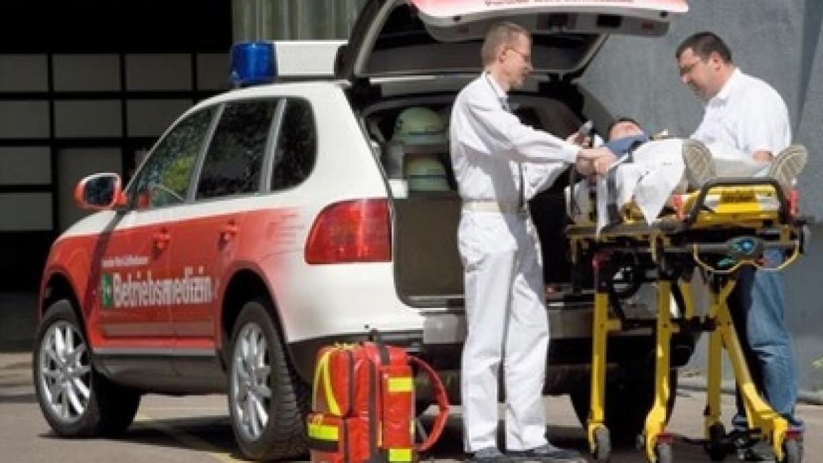 ambulanta de la salvator de vieti la pericol mortal