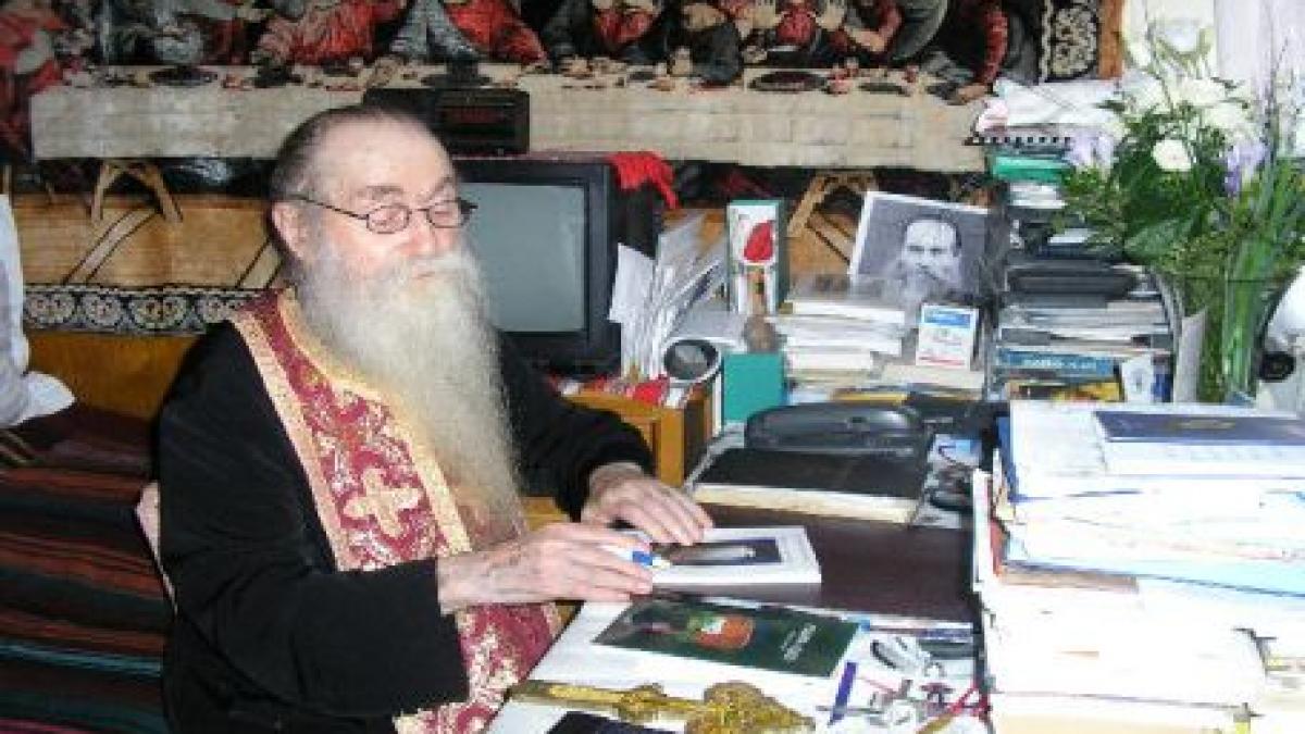 parintele arsenie papacioc a fost supus unei noi interventii chirurgicale