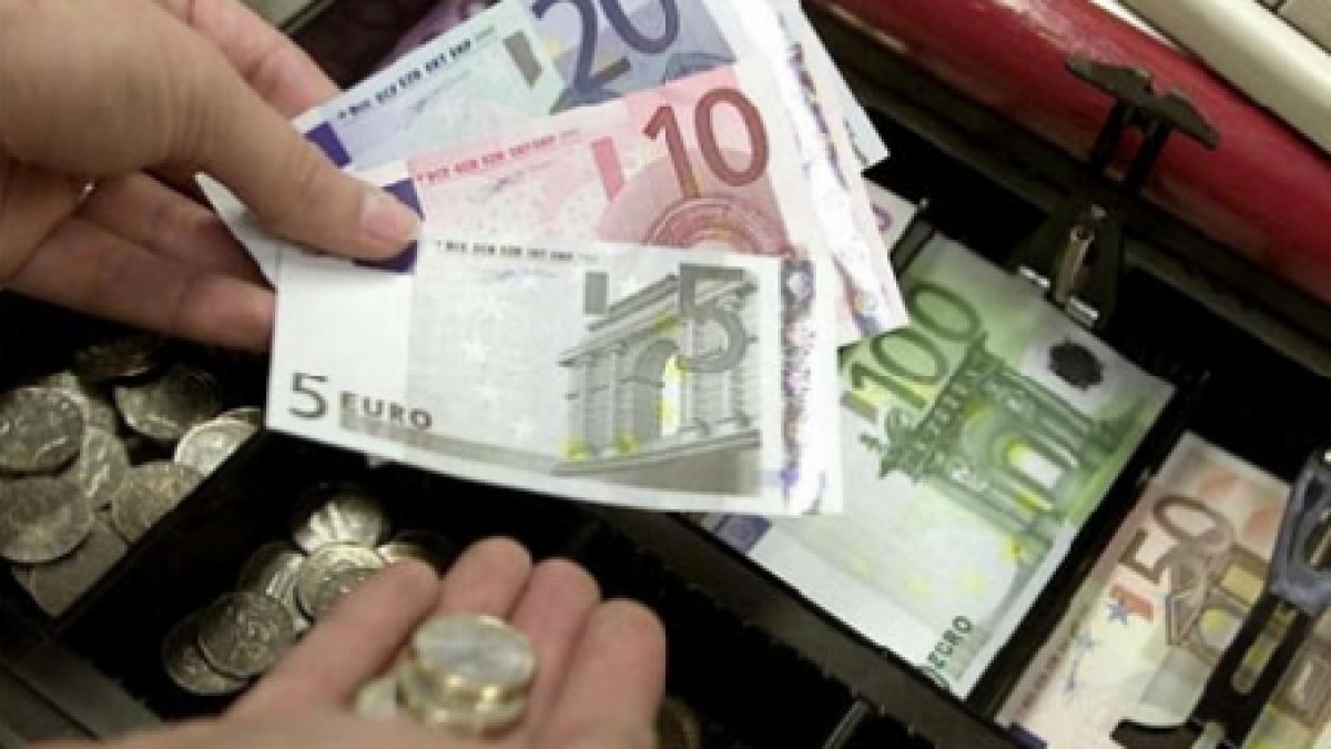 leul s a depreciat usor vezi cursul bnr leul s a depreciat usor vezi cursul bnr