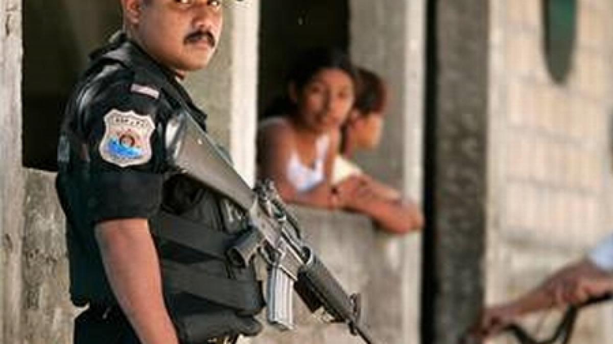 peste 40 de cadavre gasite intr o ferma din mexic