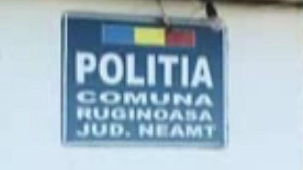 un politist din neamt a santajat o fata de 16 ani cerandu i favoruri sexuale