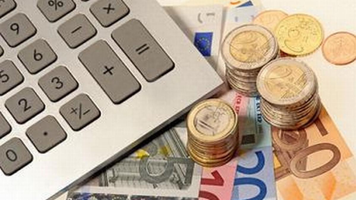 leul se apreciaza in raport cu euro si cu dolarul vezi cursul bnr