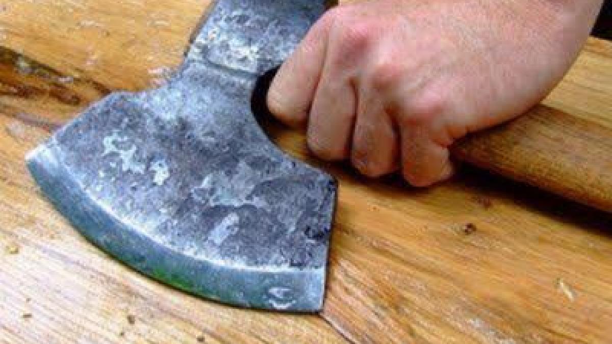 politisti din constanta la un pas sa fie linsati de romi cu topoare