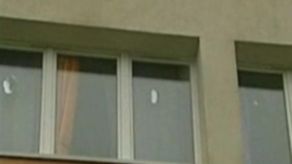 tg mures o femeie care nascuse in urma cu trei zile s a aruncat de la etajul 9 al spitalului