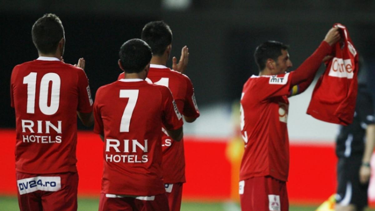 dinamo este cu un pas in finala cupei romaniei dupa ce a castigat cu 2 0 la bistrita